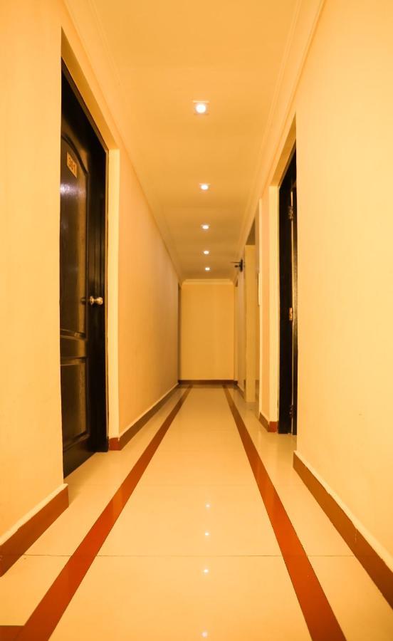 Hotel Emerald Inn Муннар Екстер'єр фото