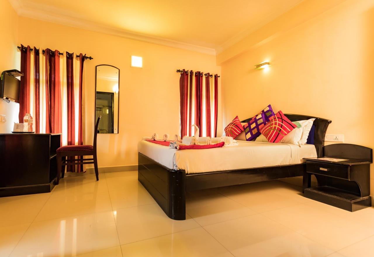 Hotel Emerald Inn Муннар Екстер'єр фото
